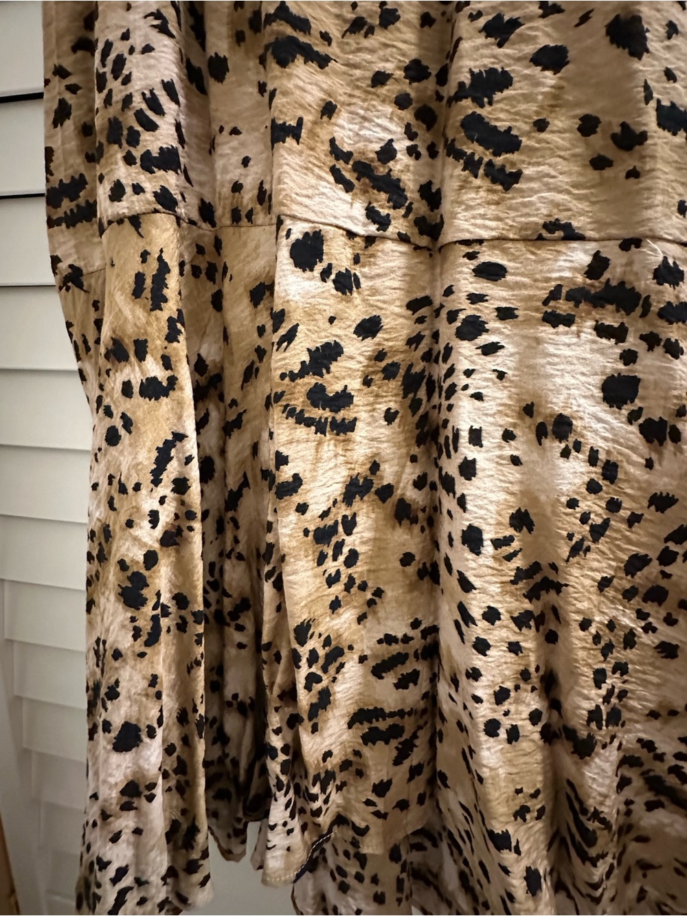 Banana Republic Beige and Black Leopard-Spot Midi Skirt - Picture 3 of 4